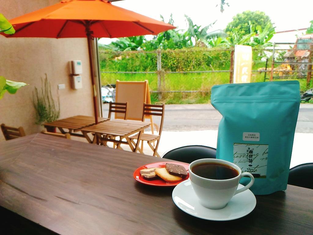 He Tian B&B - Cafe & Bar Puli Esterno foto